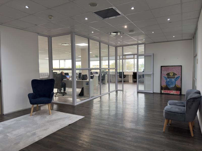 To Let commercial Property for Rent in Claremont Western Cape